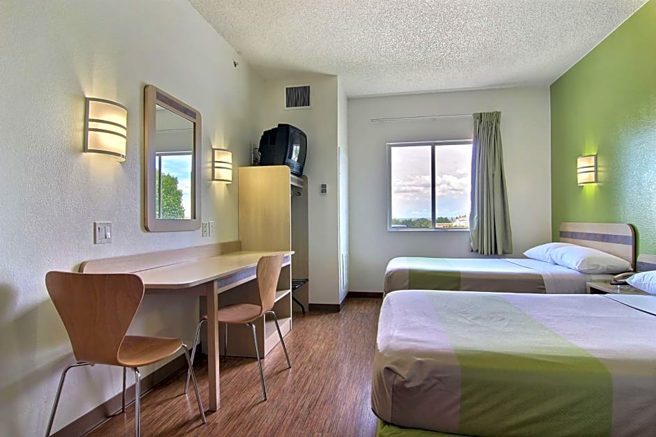 Motel 6-Albuquerque, NM - North