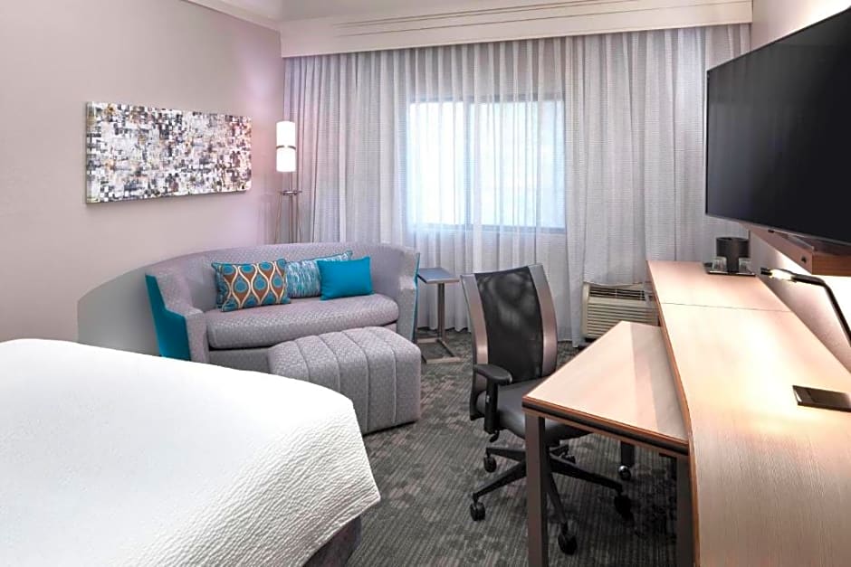 Courtyard by Marriott Pensacola