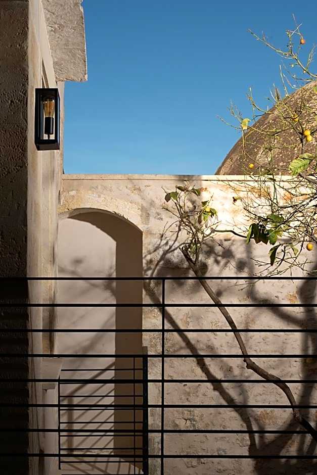 Sutor Chic Manor hotel