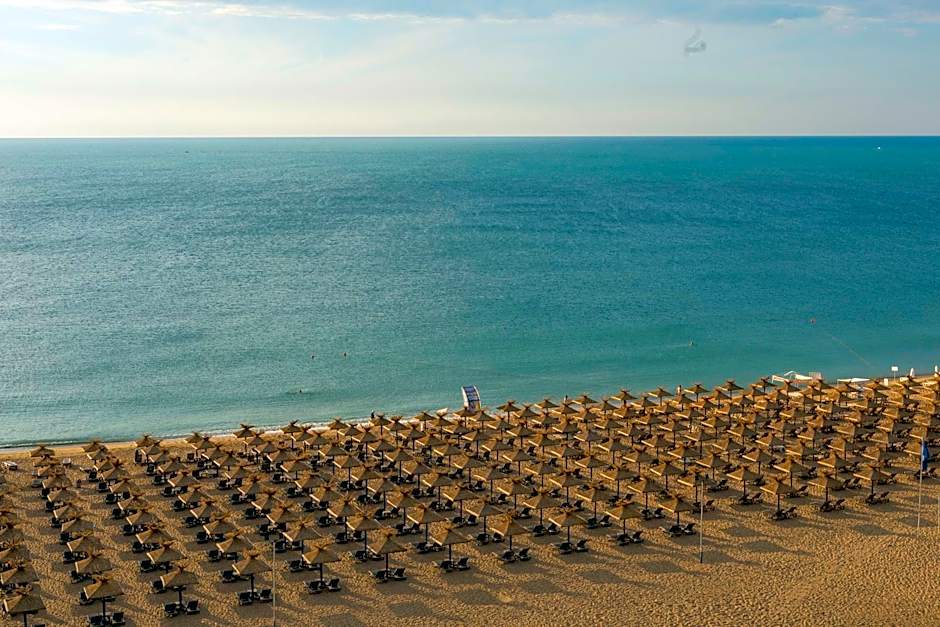 Admiral Hotel - Ultra All Inclusive & Private Beach