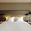 Leonardo Hotel Groningen City Center