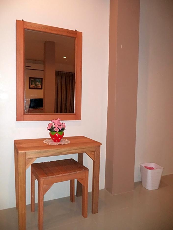 Photo 1 of 13 of Suite