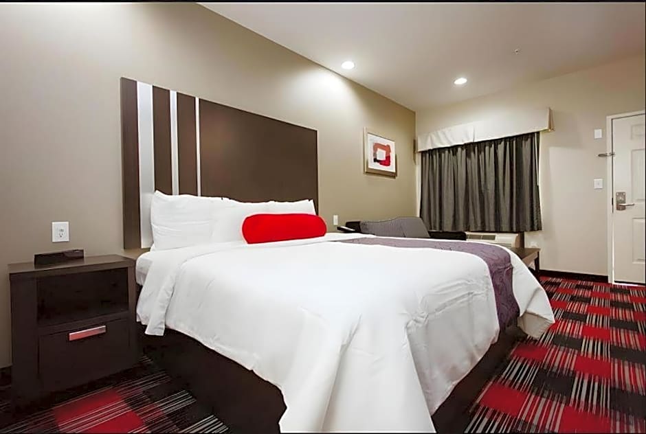 Americas Best Value Inn and Suites IAH Airport North