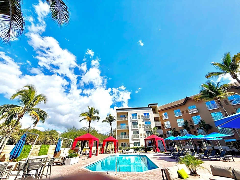 Holiday Inn Express & Suites Naples Downtown - 5th Avenue