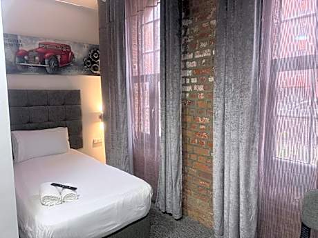 Large Single Room