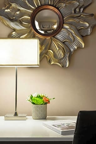 One-Bedroom King Suite with Sofa Bed