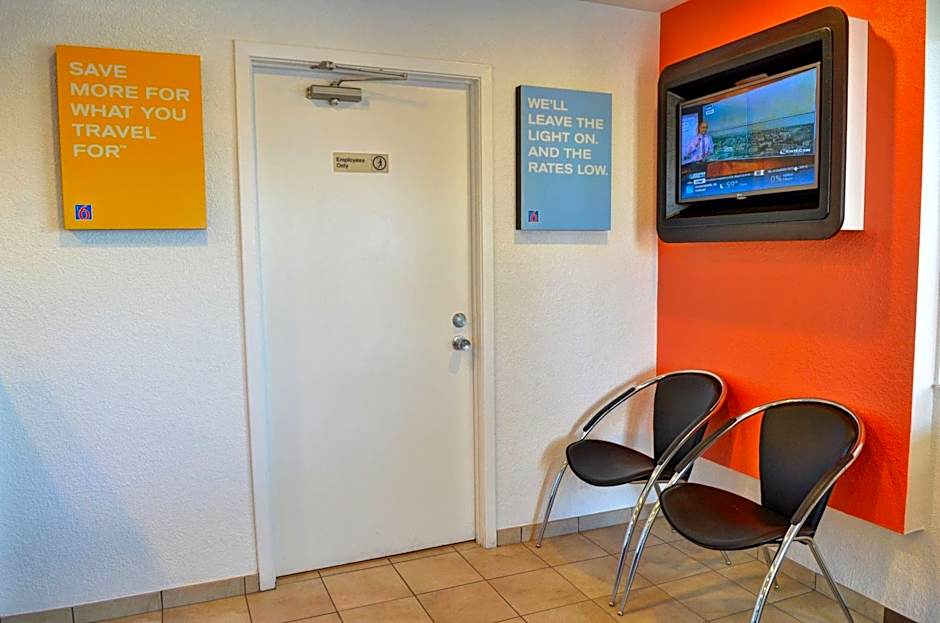 Motel 6-Santa Nella, CA - Los Banos - Interstate 5