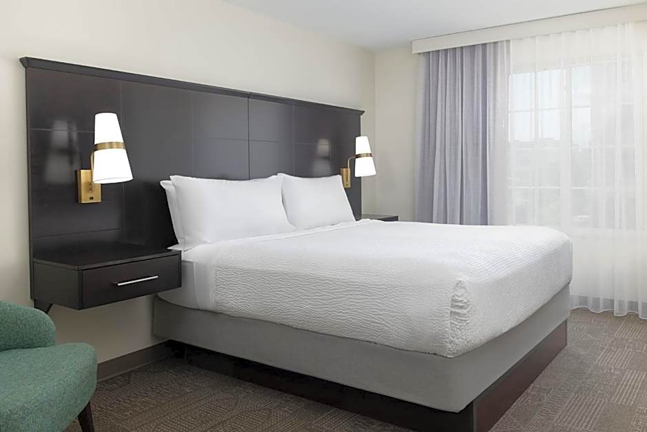 Staybridge Suites Denver- Central Park By IHG