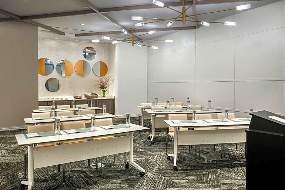 Hotel Zero Degrees Danbury