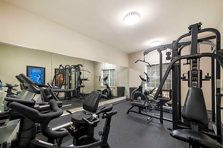 Best Western Plus Lake Dallas Inn & Suites