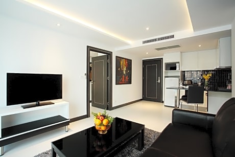 Special Offer - One-Bedroom Deluxe Suite with Kitchenette