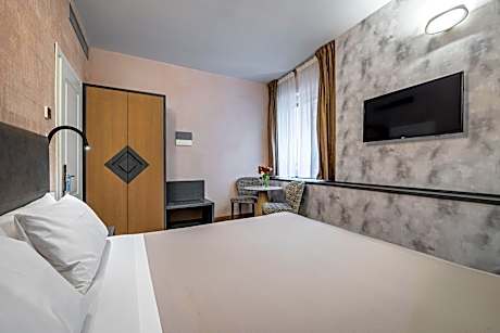 Superior Double Room with Spa Bath