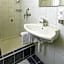 Apart-Hotel Zurich Airport