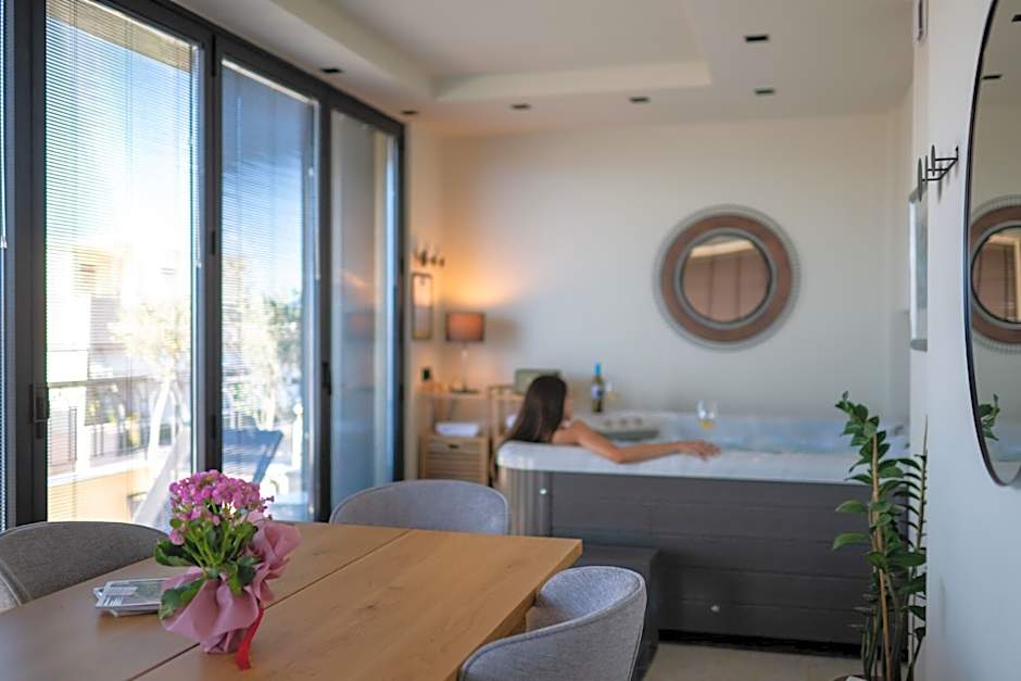 Evripidou 7 - Kalamata Mediterranean Suites