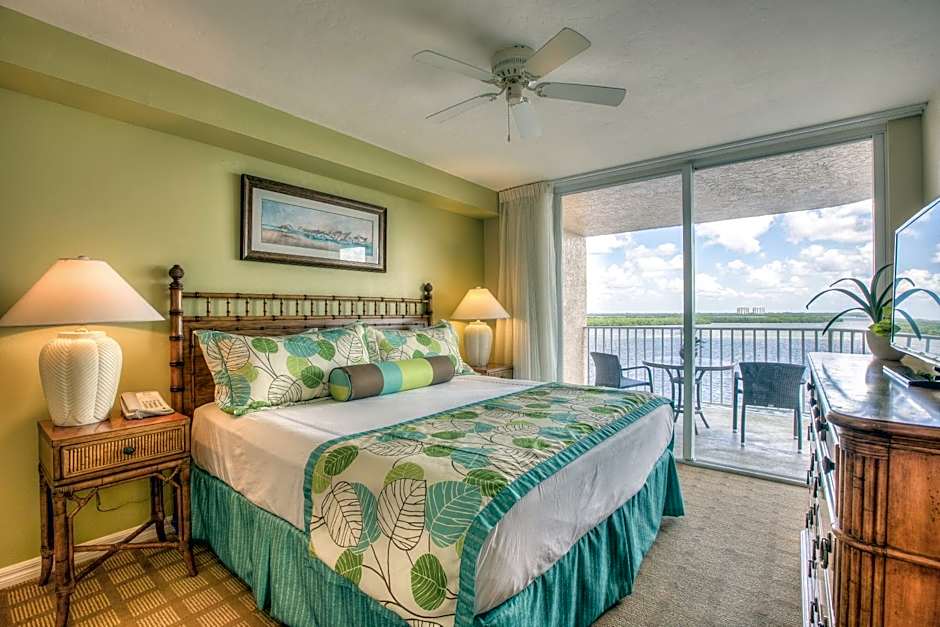 Photo 1 of 8 of Resort Suite, High Floor