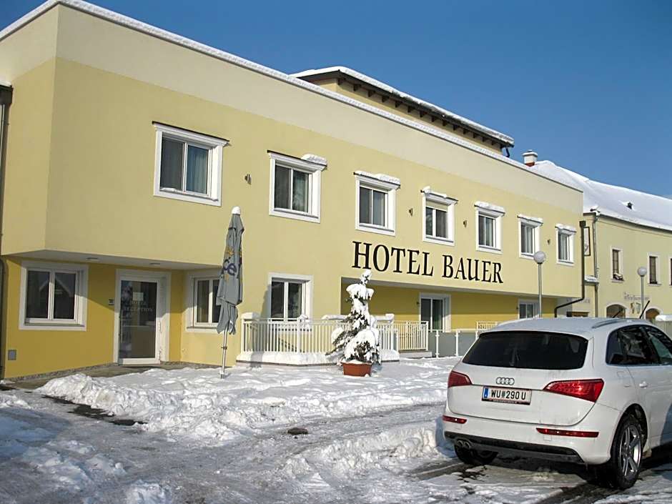 Hotel Bauer