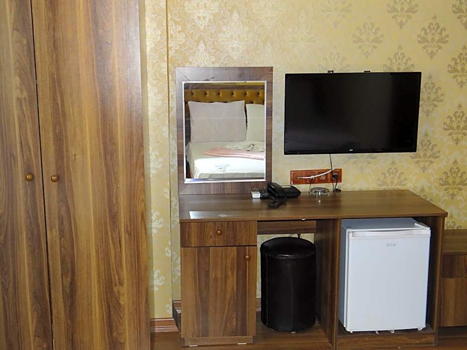 Meta Hotel