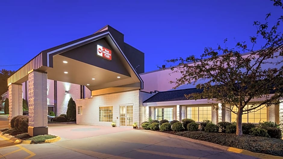 Best Western Plus Longbranch Hotel & Convention Center