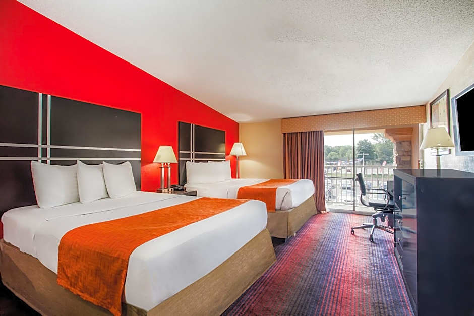Photo 1 of 4 of 2 Queen Beds Suite