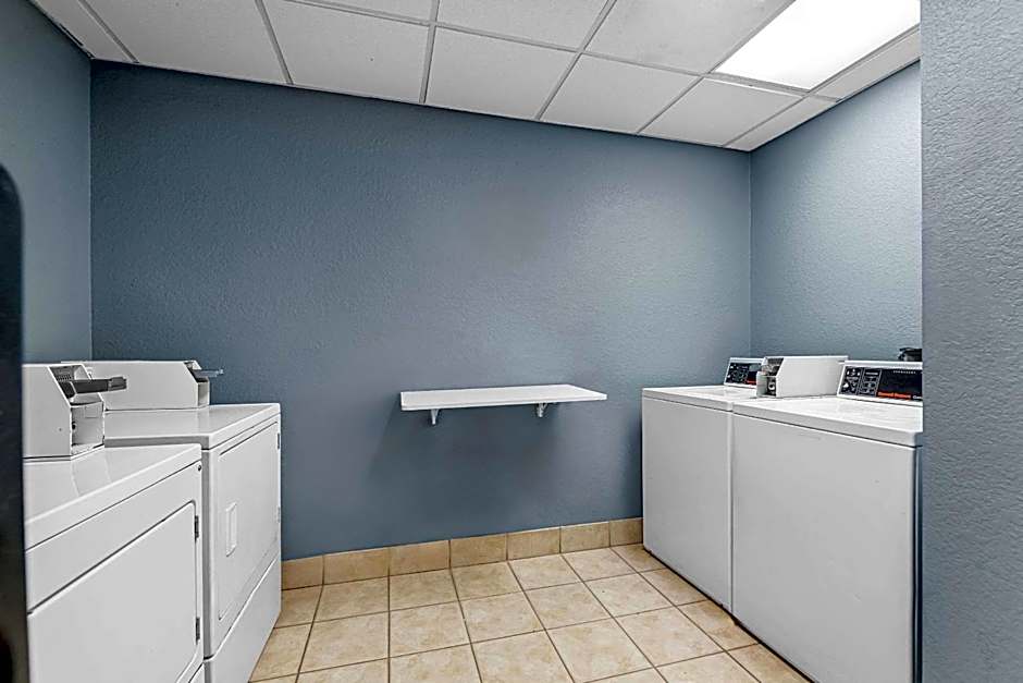 Suburban Studios Orlando - Ocoee-Winter Garden
