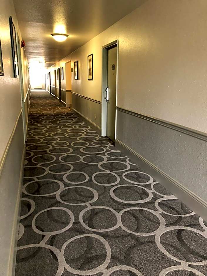 Howard Johnson by Wyndham Salem