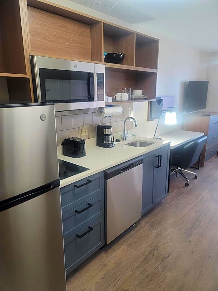 Candlewood Suites Southfield By IHG