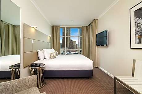 One-Bedroom Suite with River View