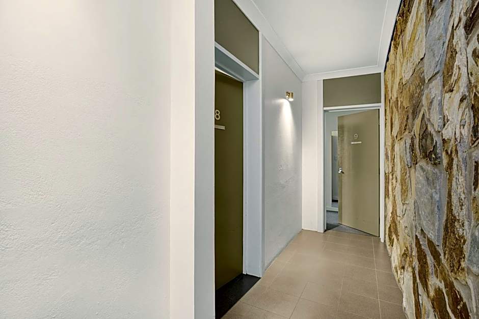 Adelaide Road Motor Lodge