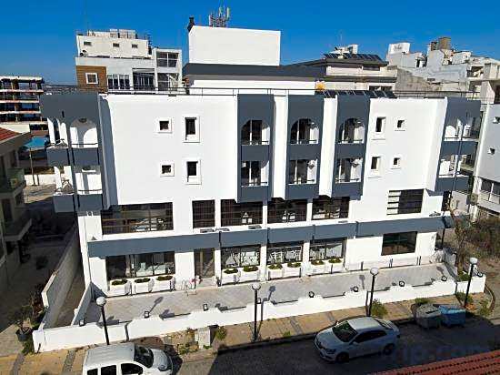 Z HOTEL