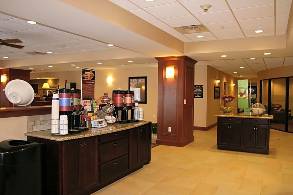 Hampton Inn Watertown