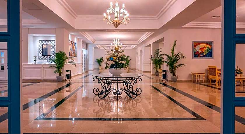 Bahia Principe Grand Cayacoa