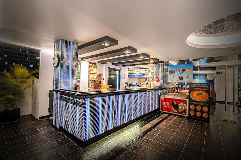 Night Hotel Bangkok - Sukhumvit 15 