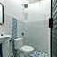 Urbanview Hotel La De Grizz Syariah Sampit by RedDoorz