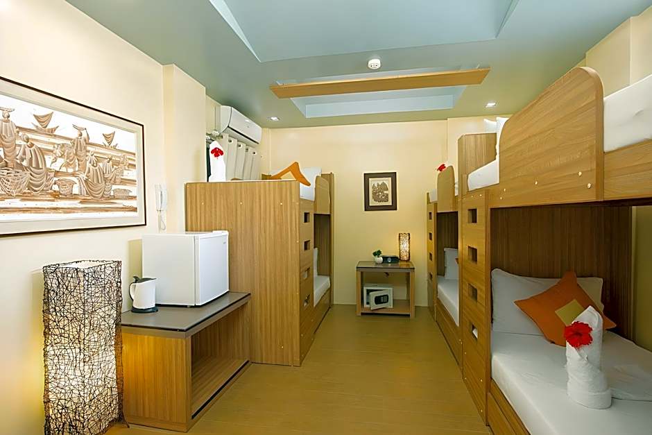 Photo 1 of 6 of 1 Bunkbed