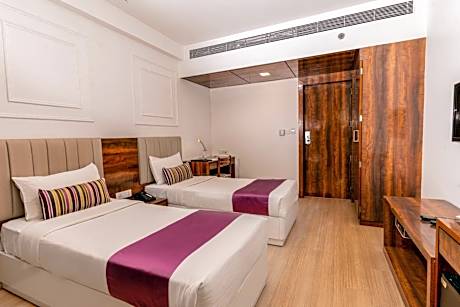 Deluxe Twin Room Type A