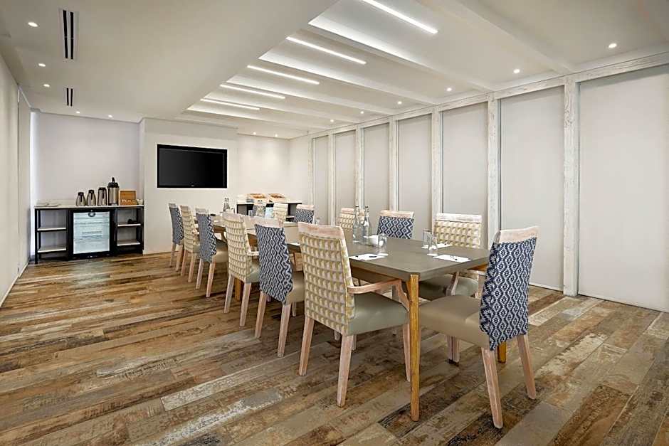 Protea Hotel by Marriott Fire & Ice! Durban Umhlanga Ridge