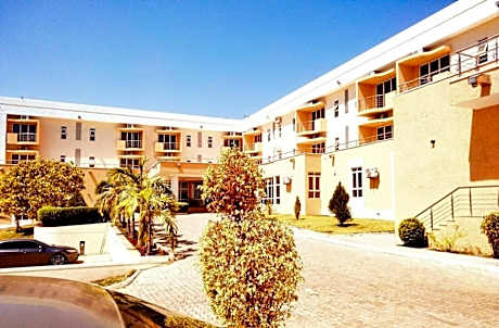 Golden Alpine Hotel & Resort