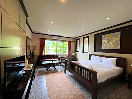 Lotus Paradise Resort - SHA PLUS