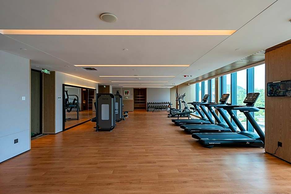 Holiday Inn Zhuhai City Center By IHG