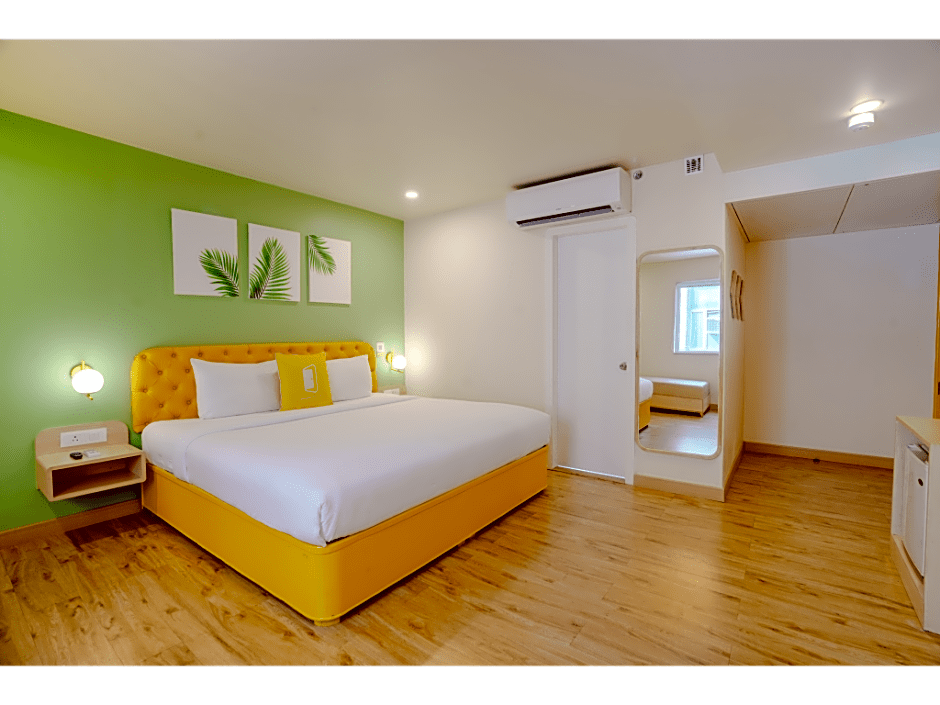 Bloom Hotel - Karol Bagh
