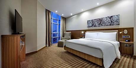 Queen Room - Non-Smoking