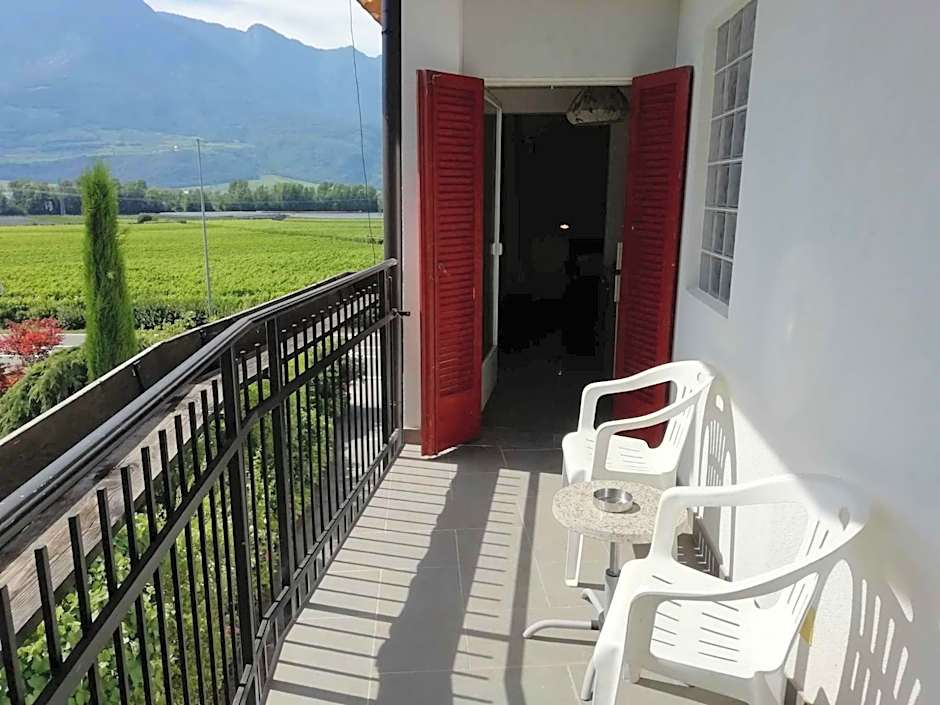 Pension Flora Albergo