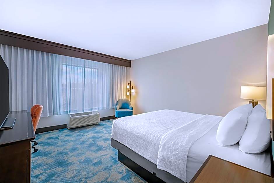 Hampton Inn By Hilton & Suites Bend