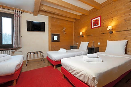 Triple Room with Three Single Beds with Valley Side