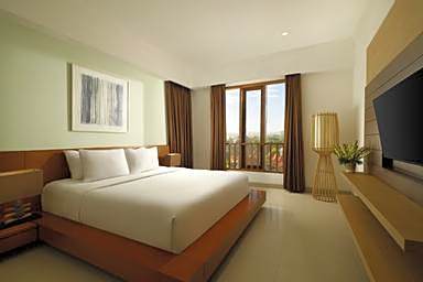 Sara Residence by Nakula