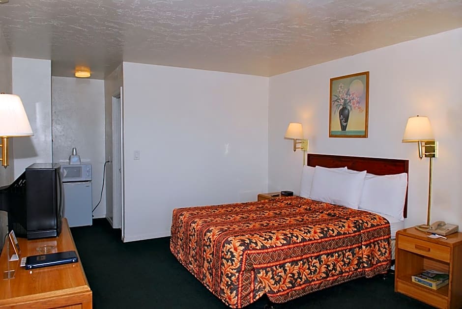 Stone Inn Extended Stay U of A