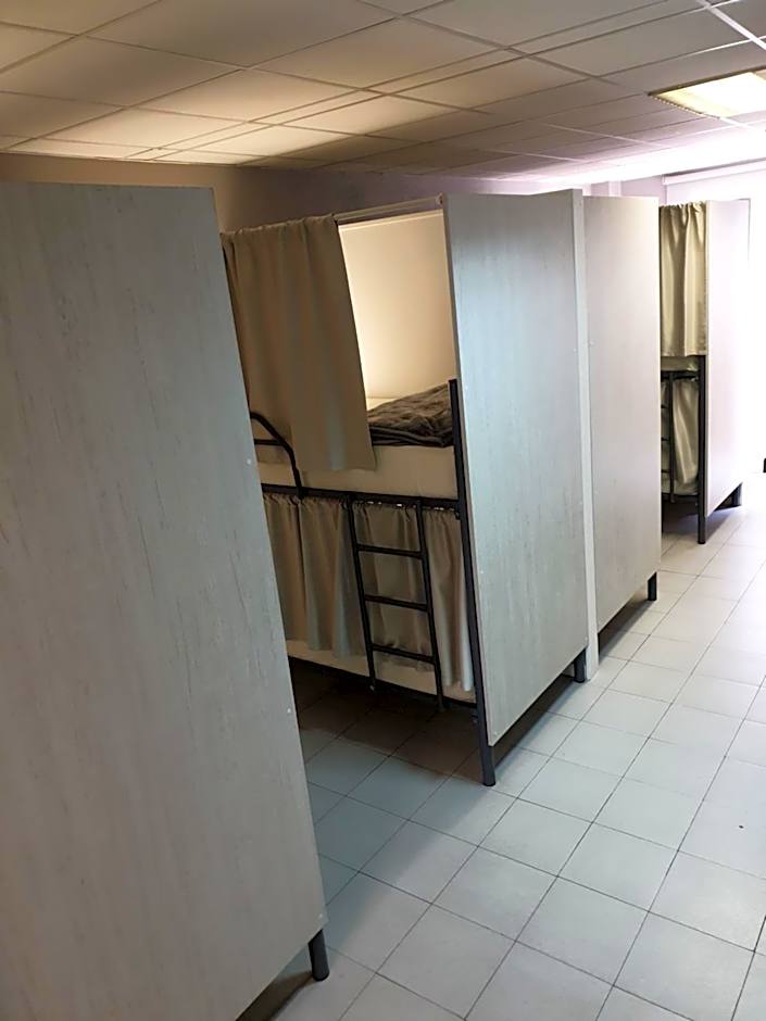 Albergue Porta Real NO BIKE STORAGE