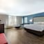 Clarion Hotel Conference Center