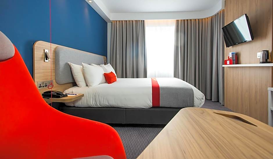 Holiday Inn Express Burton on Trent By IHG