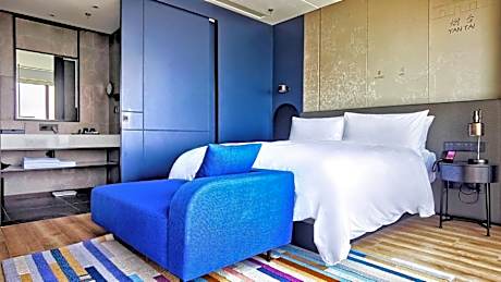 One-Bedroom King Suite with City View - High Floor